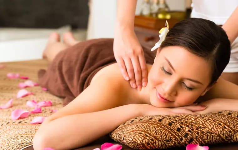 BALINESE MASSAGE 1