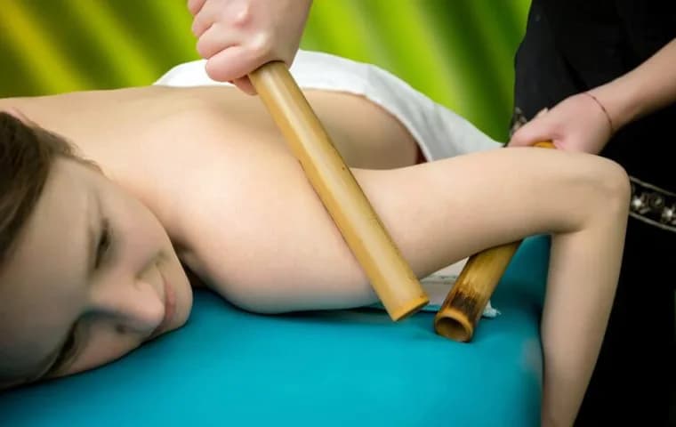 BAMBOO MASSAGE 1